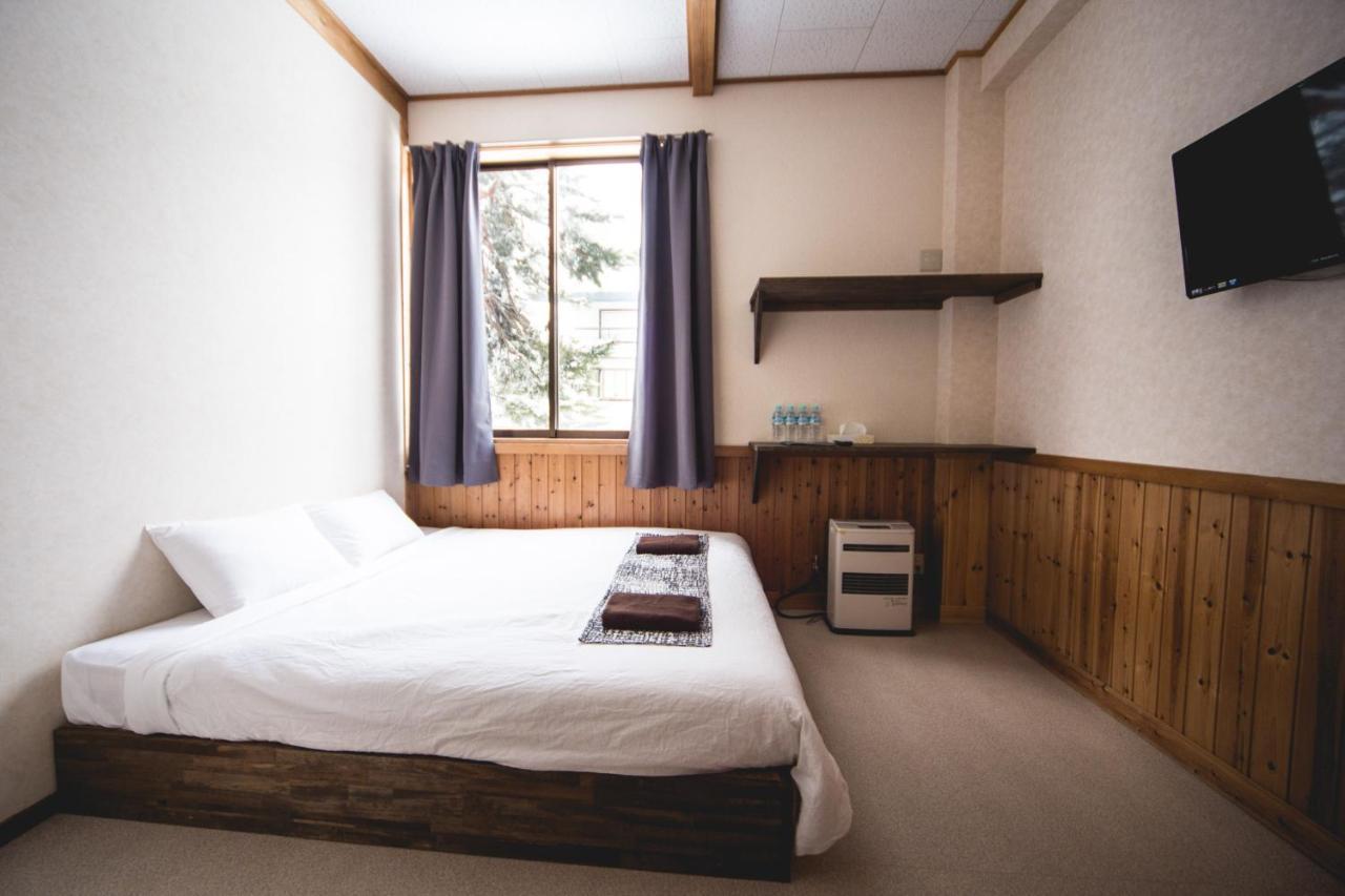 Hakuba Cortina Lodge Otari Esterno foto