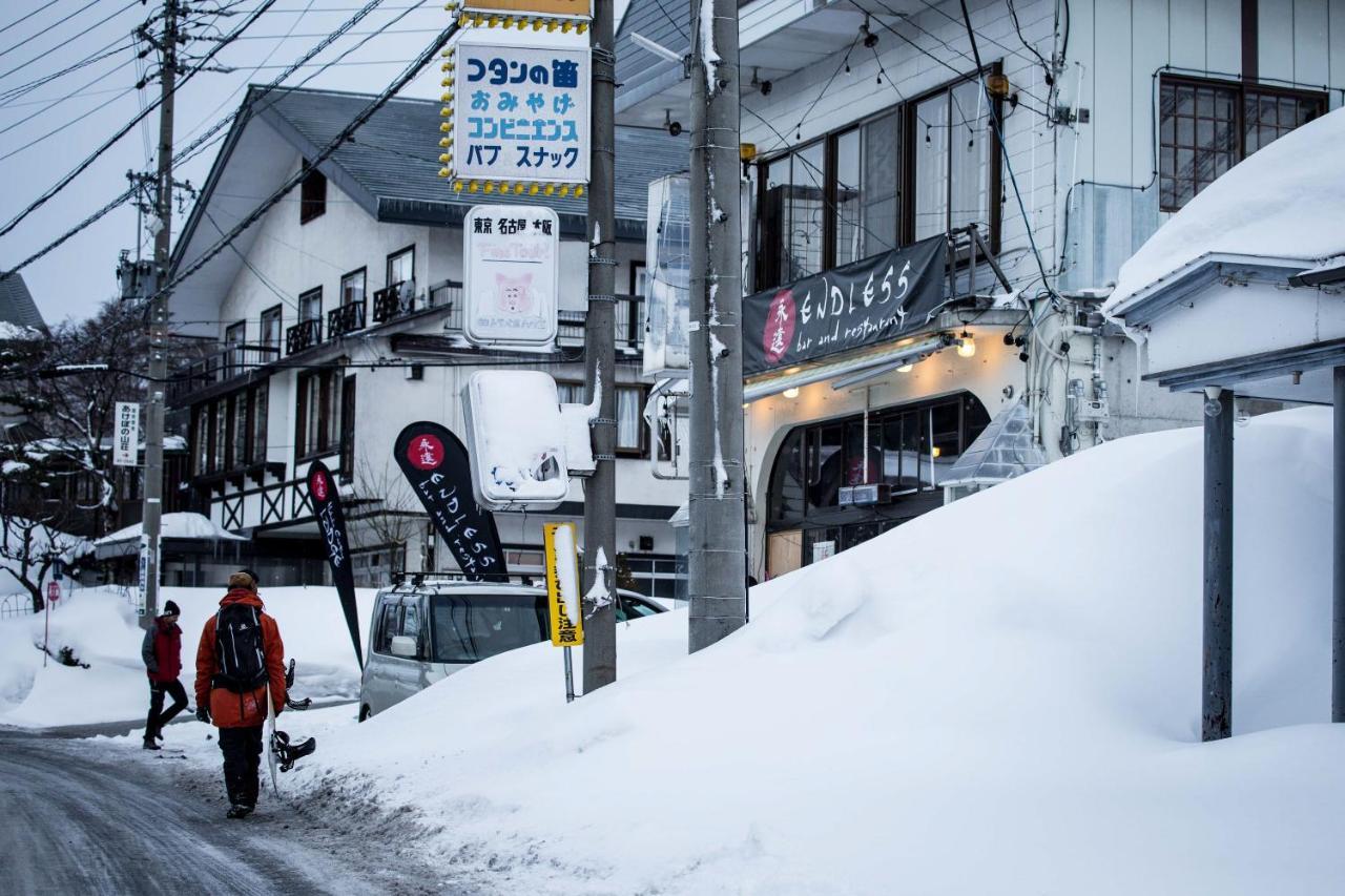 Hakuba Cortina Lodge Otari Esterno foto